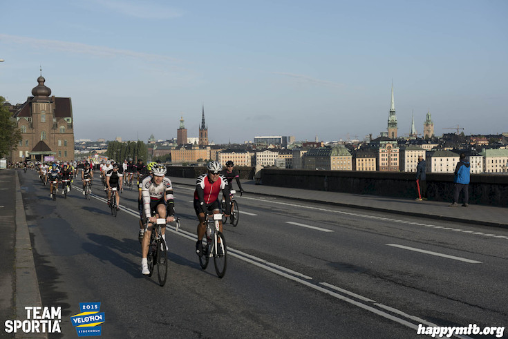 Bild från Velothon Stockholm 2015 - 165km