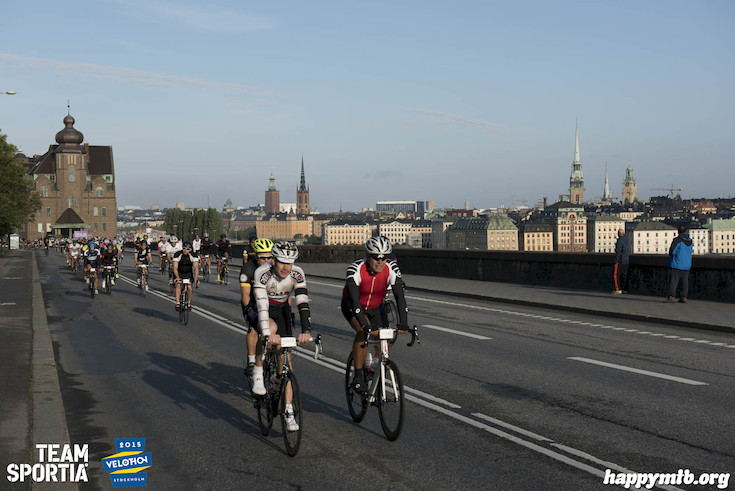 Bild från Velothon Stockholm 2015 - 165km