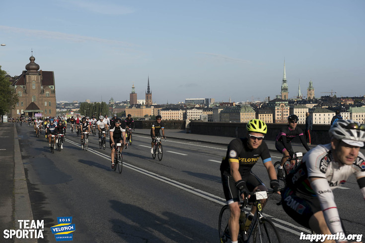 Bild från Velothon Stockholm 2015 - 165km