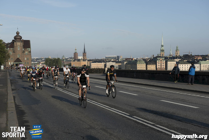 Bild från Velothon Stockholm 2015 - 165km