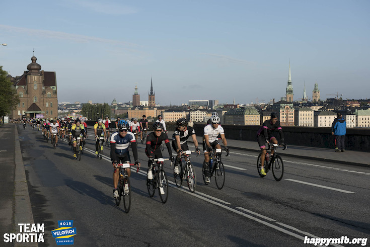 Bild från Velothon Stockholm 2015 - 165km