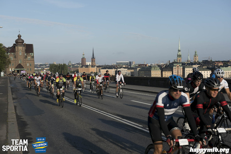 Bild från Velothon Stockholm 2015 - 165km