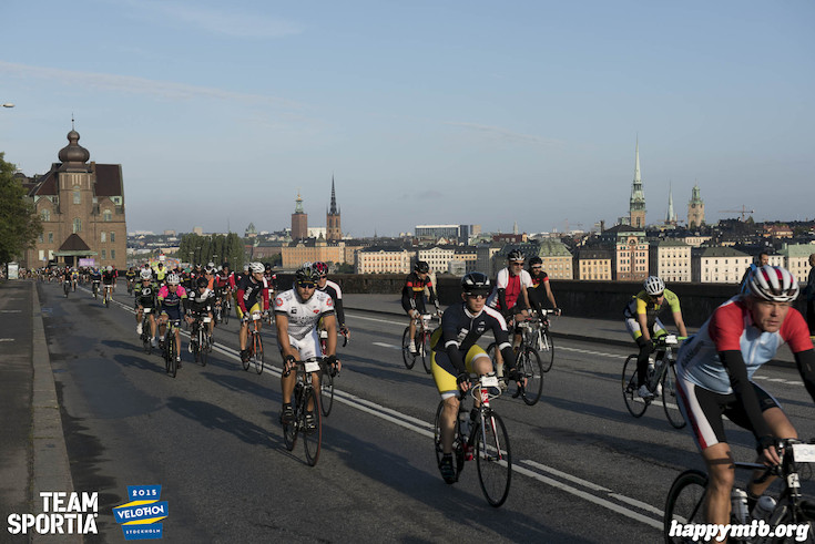Bild från Velothon Stockholm 2015 - 165km