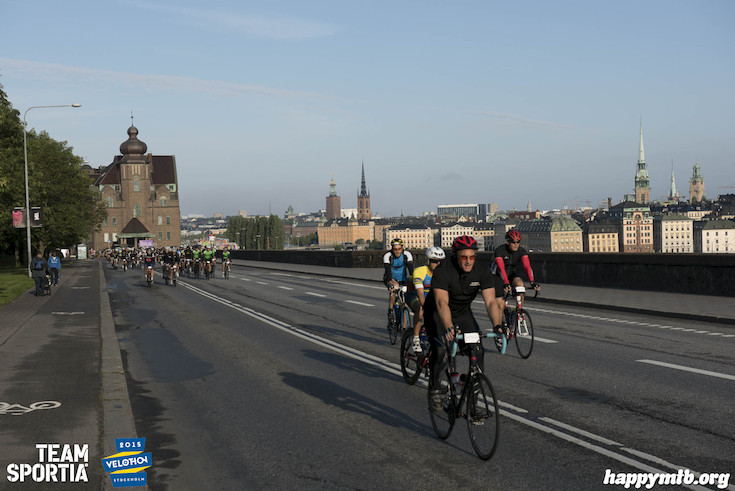 Bild från Velothon Stockholm 2015 - 165km