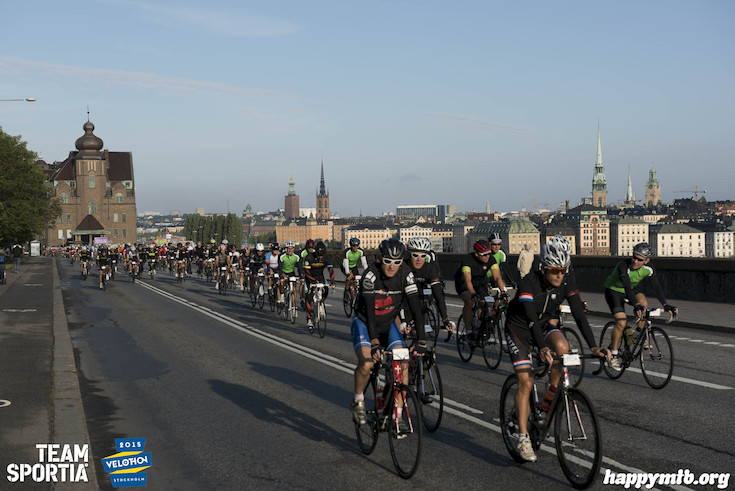 Bild från Velothon Stockholm 2015 - 165km