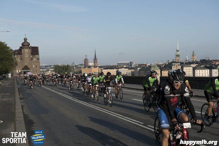 Bild från Velothon Stockholm 2015 - 165km