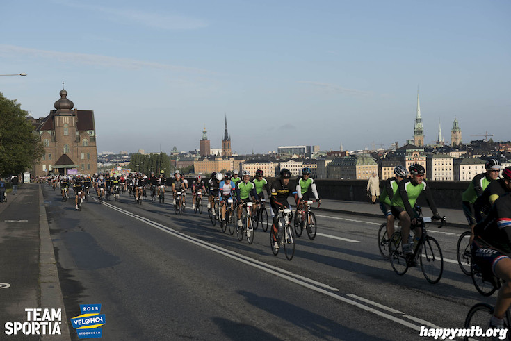 Bild från Velothon Stockholm 2015 - 165km