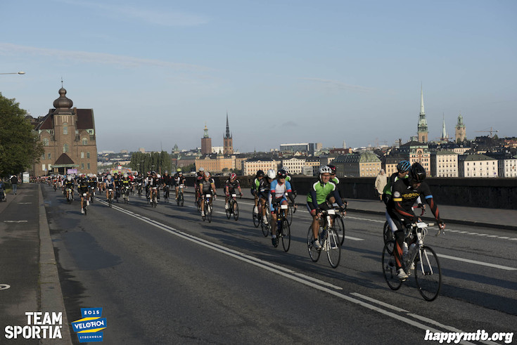 Bild från Velothon Stockholm 2015 - 165km