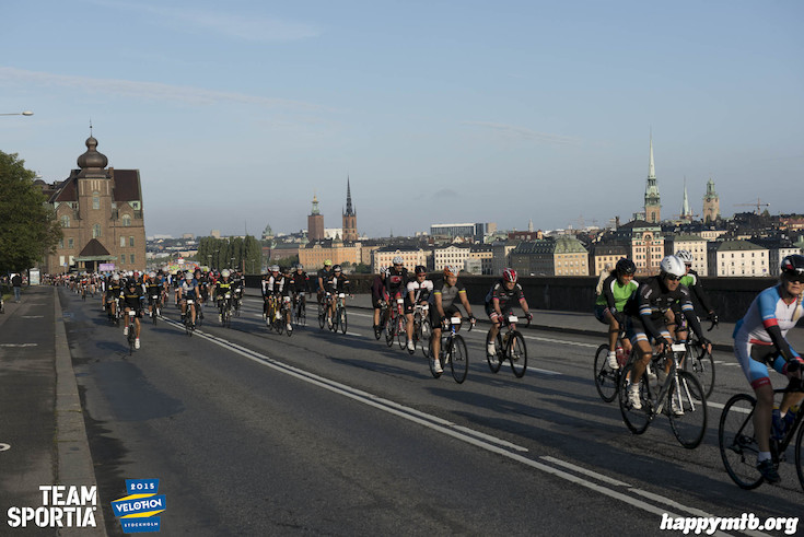 Bild från Velothon Stockholm 2015 - 165km