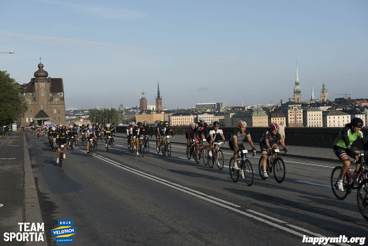 Bild från Velothon Stockholm 2015 - 165km