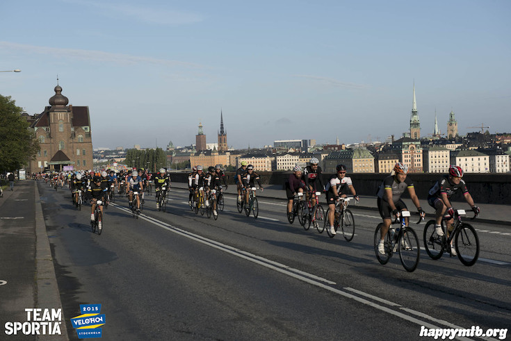 Bild från Velothon Stockholm 2015 - 165km