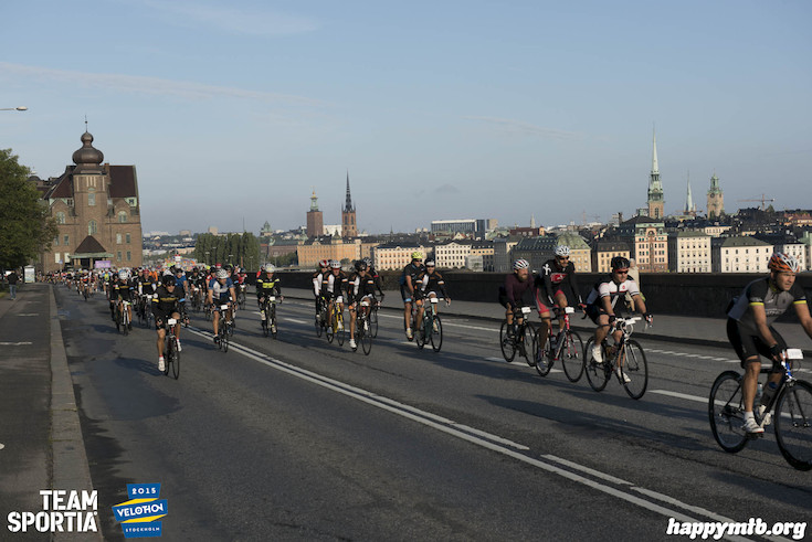 Bild från Velothon Stockholm 2015 - 165km