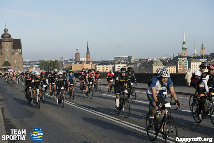 Bild från Velothon Stockholm 2015 - 165km
