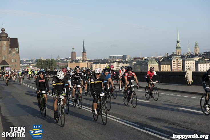 Bild från Velothon Stockholm 2015 - 165km