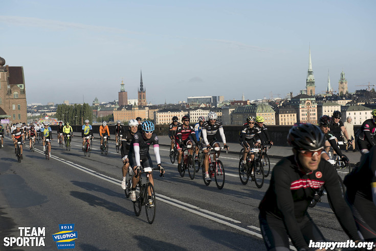 Bild från Velothon Stockholm 2015 - 165km