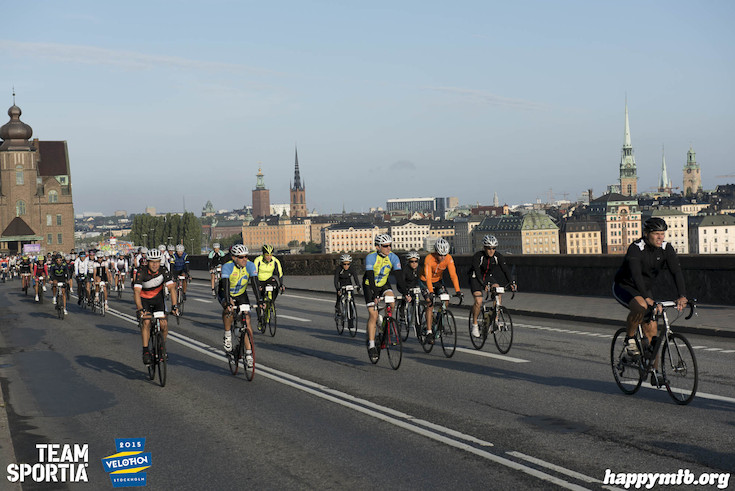 Bild från Velothon Stockholm 2015 - 165km