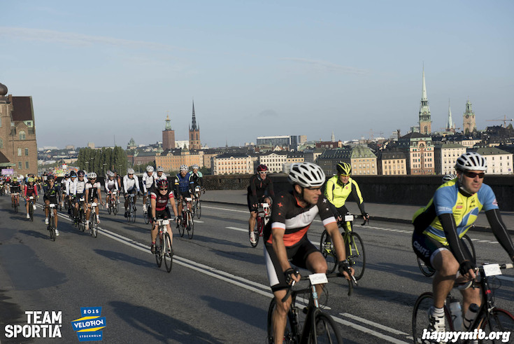 Bild från Velothon Stockholm 2015 - 165km