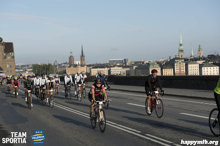 Bild från Velothon Stockholm 2015 - 165km