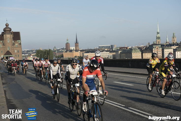 Bild från Velothon Stockholm 2015 - 165km