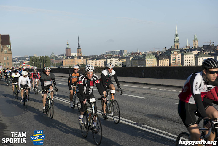 Bild från Velothon Stockholm 2015 - 165km
