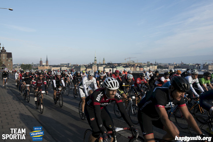 Bild från Velothon Stockholm 2015 - 165km