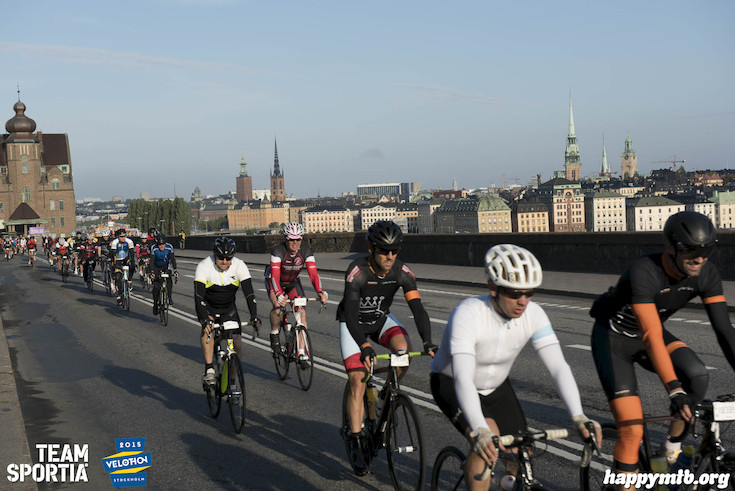 Bild från Velothon Stockholm 2015 - 165km