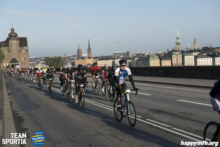 Bild från Velothon Stockholm 2015 - 165km