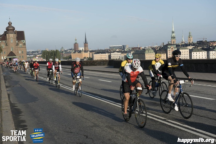 Bild från Velothon Stockholm 2015 - 165km