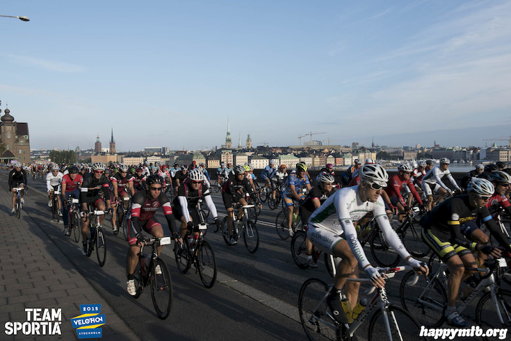 Bild från Velothon Stockholm 2015 - 165km