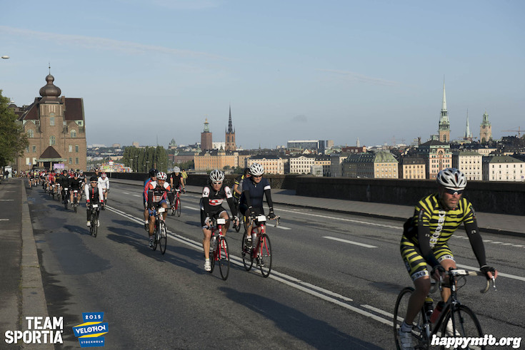 Bild från Velothon Stockholm 2015 - 165km