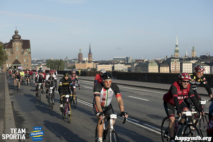 Bild från Velothon Stockholm 2015 - 165km