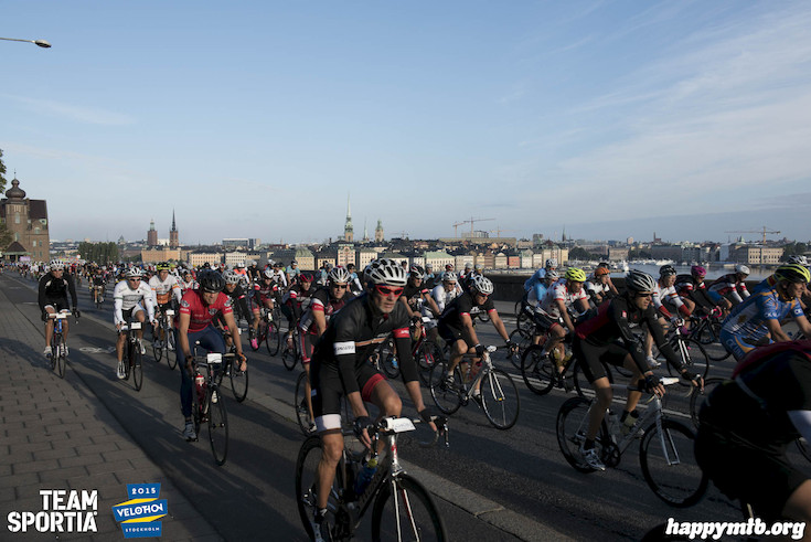 Bild från Velothon Stockholm 2015 - 165km