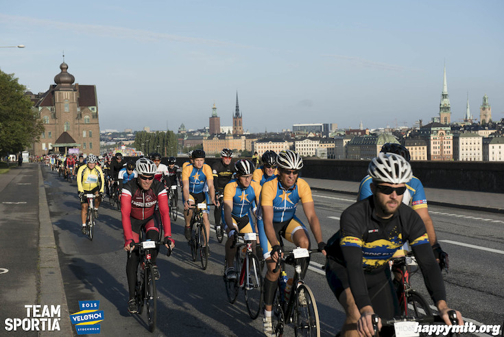 Bild från Velothon Stockholm 2015 - 165km