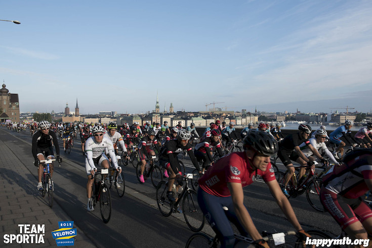 Bild från Velothon Stockholm 2015 - 165km