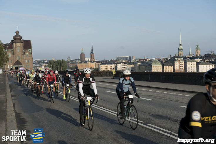 Bild från Velothon Stockholm 2015 - 165km