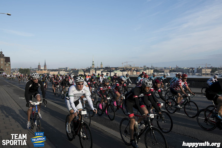 Bild från Velothon Stockholm 2015 - 165km