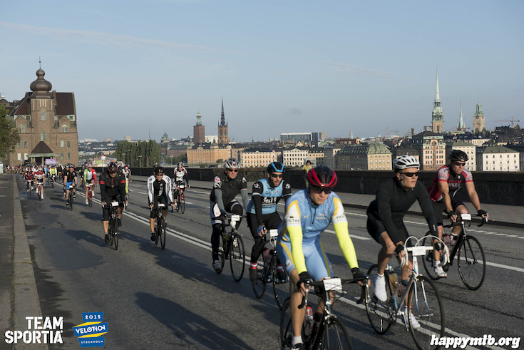 Bild från Velothon Stockholm 2015 - 165km