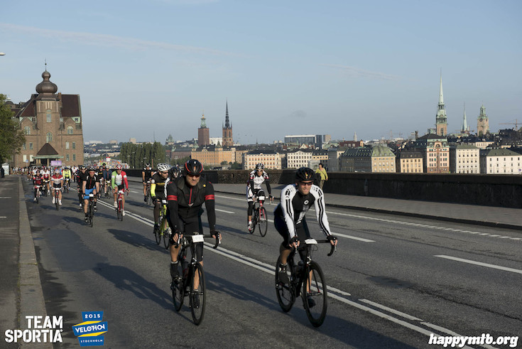 Bild från Velothon Stockholm 2015 - 165km
