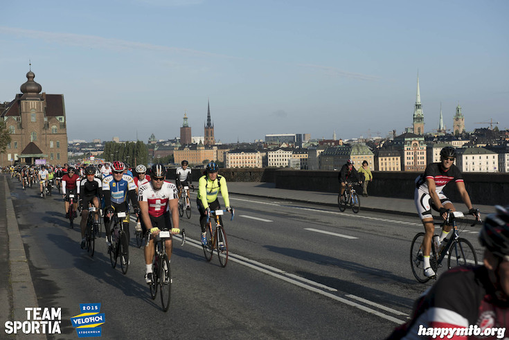 Bild från Velothon Stockholm 2015 - 165km