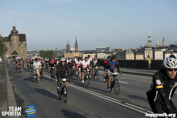 Bild från Velothon Stockholm 2015 - 165km