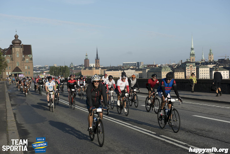 Bild från Velothon Stockholm 2015 - 165km