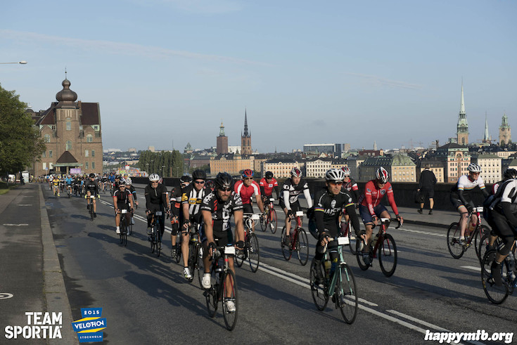 Bild från Velothon Stockholm 2015 - 165km