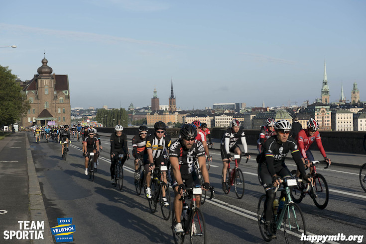 Bild från Velothon Stockholm 2015 - 165km