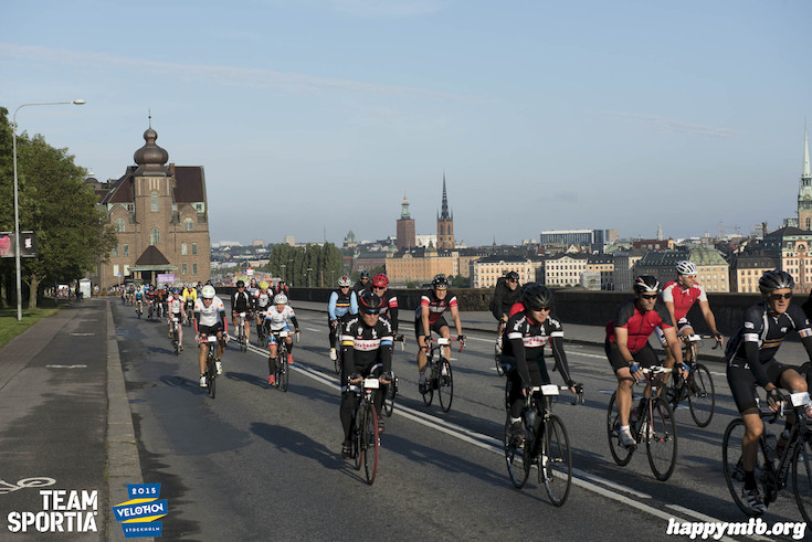 Bild från Velothon Stockholm 2015 - 165km