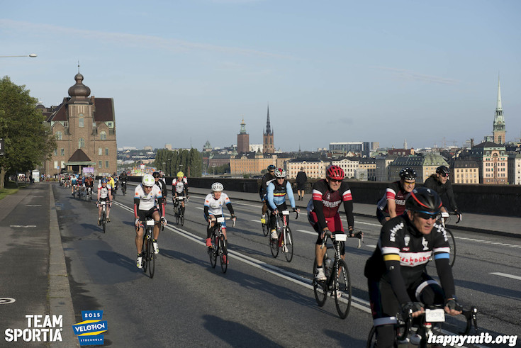 Bild från Velothon Stockholm 2015 - 165km