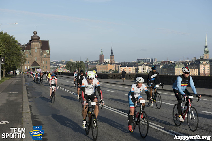 Bild från Velothon Stockholm 2015 - 165km