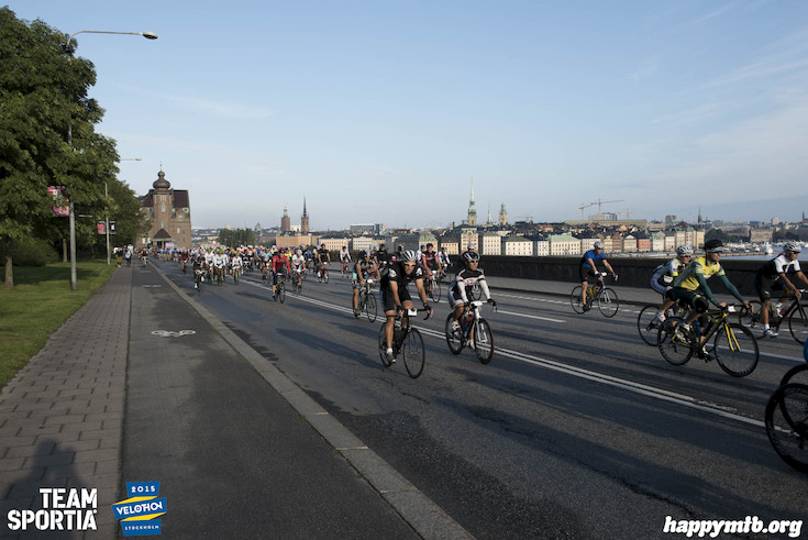 Bild från Velothon Stockholm 2015 - 165km