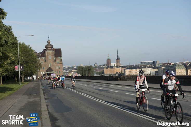 Bild från Velothon Stockholm 2015 - 165km