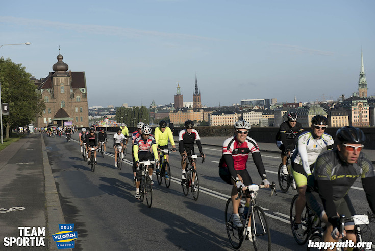 Bild från Velothon Stockholm 2015 - 165km