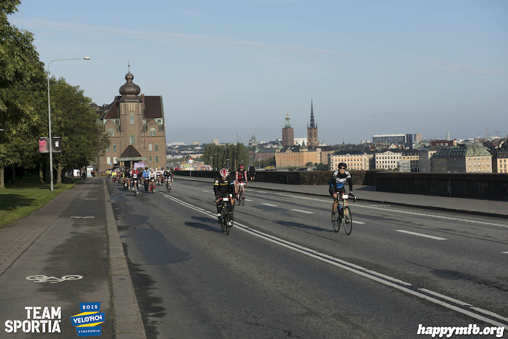 Bild från Velothon Stockholm 2015 - 165km